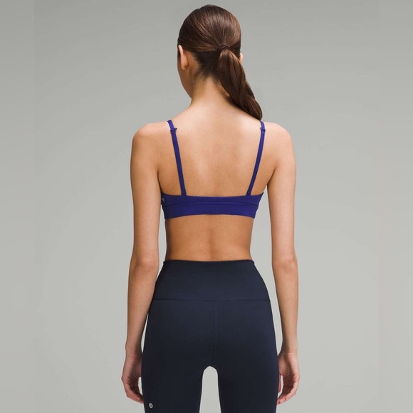 138 🆕💙 Lululemon Nulu Triange Bralette - Larkspur - Picture 3 of 11